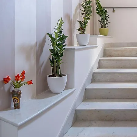 לינה וארוחת בוקר Garibaldi Relais