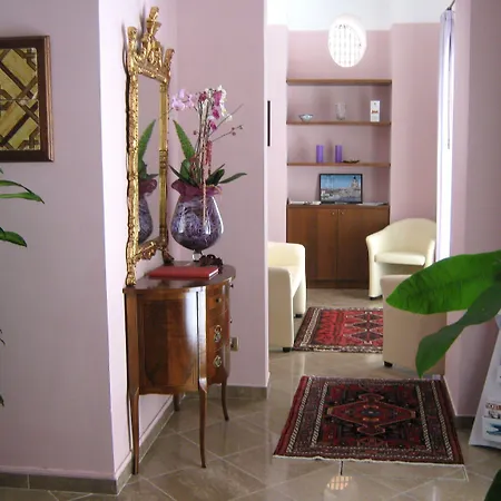 Garibaldi Relais שאקה