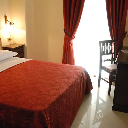 Garibaldi Relais שאקה