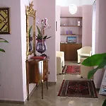 Garibaldi Relais Шакка