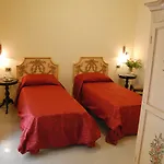 Garibaldi Relais Отель типа 