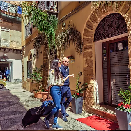 Garibaldi Relais Oda ve Kahvaltı 4*