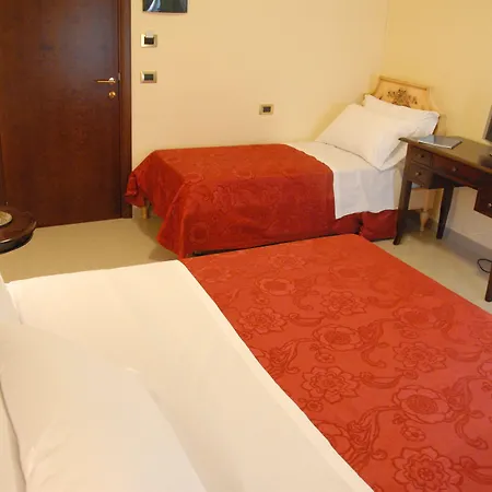 Oda ve Kahvaltı Garibaldi Relais