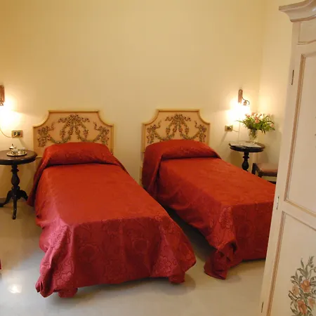 Garibaldi Relais Oda ve Kahvaltı Sciacca