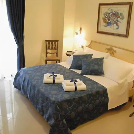 Garibaldi Relais B&B 취아카