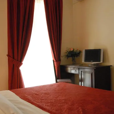 Garibaldi Relais 3*