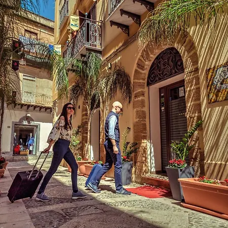 Garibaldi Relais Bed & Breakfast 3*